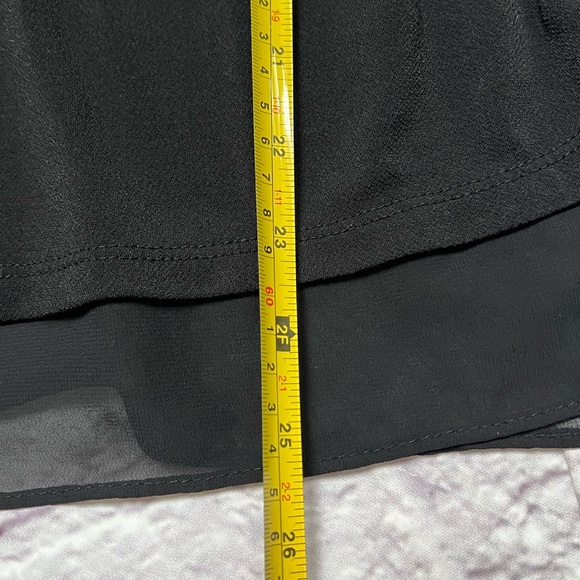 Banana republic long black top - Picture 3 of 8